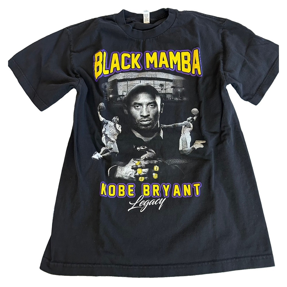 Kobe Bryant Memorial Shirt men's Size Medium LA Lakers Black Mamba Rest In Peace